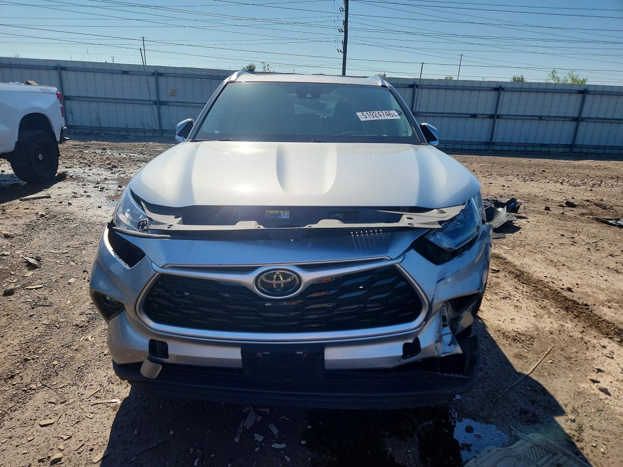 2020 TOYOTA HIGHLANDER XLE Nav