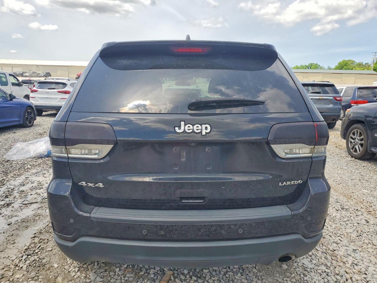 2018 JEEP GRAND CHEROKEE LAREDO 4X4