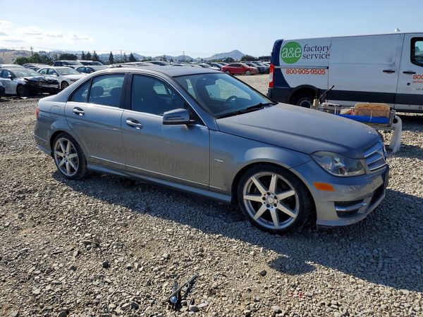2012 MERCEDES-BENZ C C250