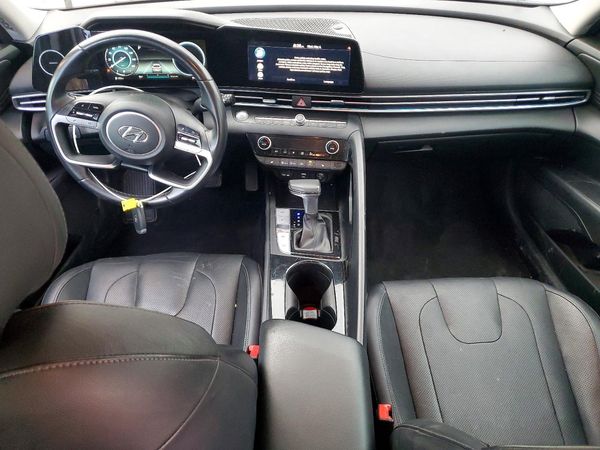 2021 HYUNDAI ELANTRA