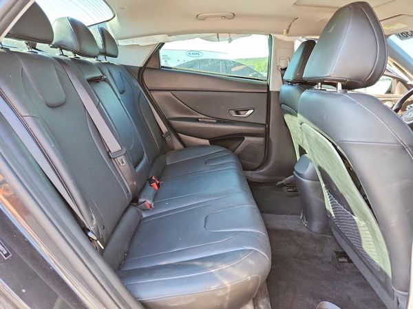 2021 HYUNDAI ELANTRA