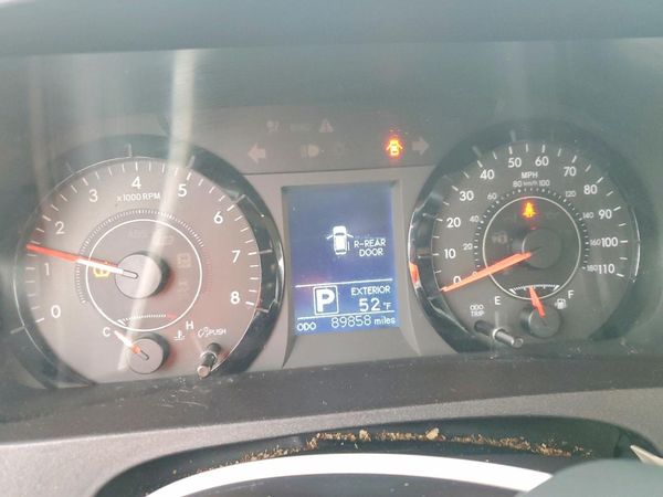 2015 TOYOTA SIENNA
