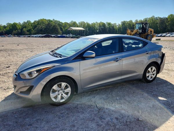 2016 HYUNDAI ELANTRA