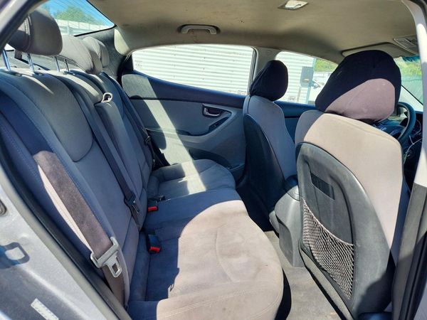 2016 HYUNDAI ELANTRA