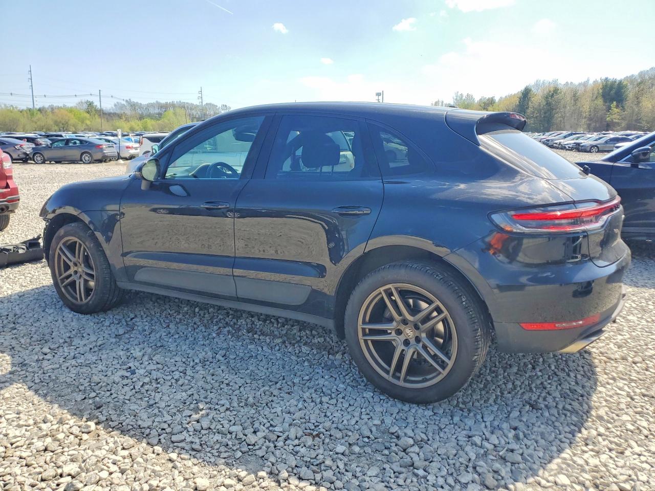 2020 PORSCHE MACAN