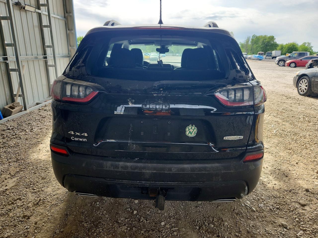 2022 JEEP CHEROKEE LATITUDE LUX 4X4