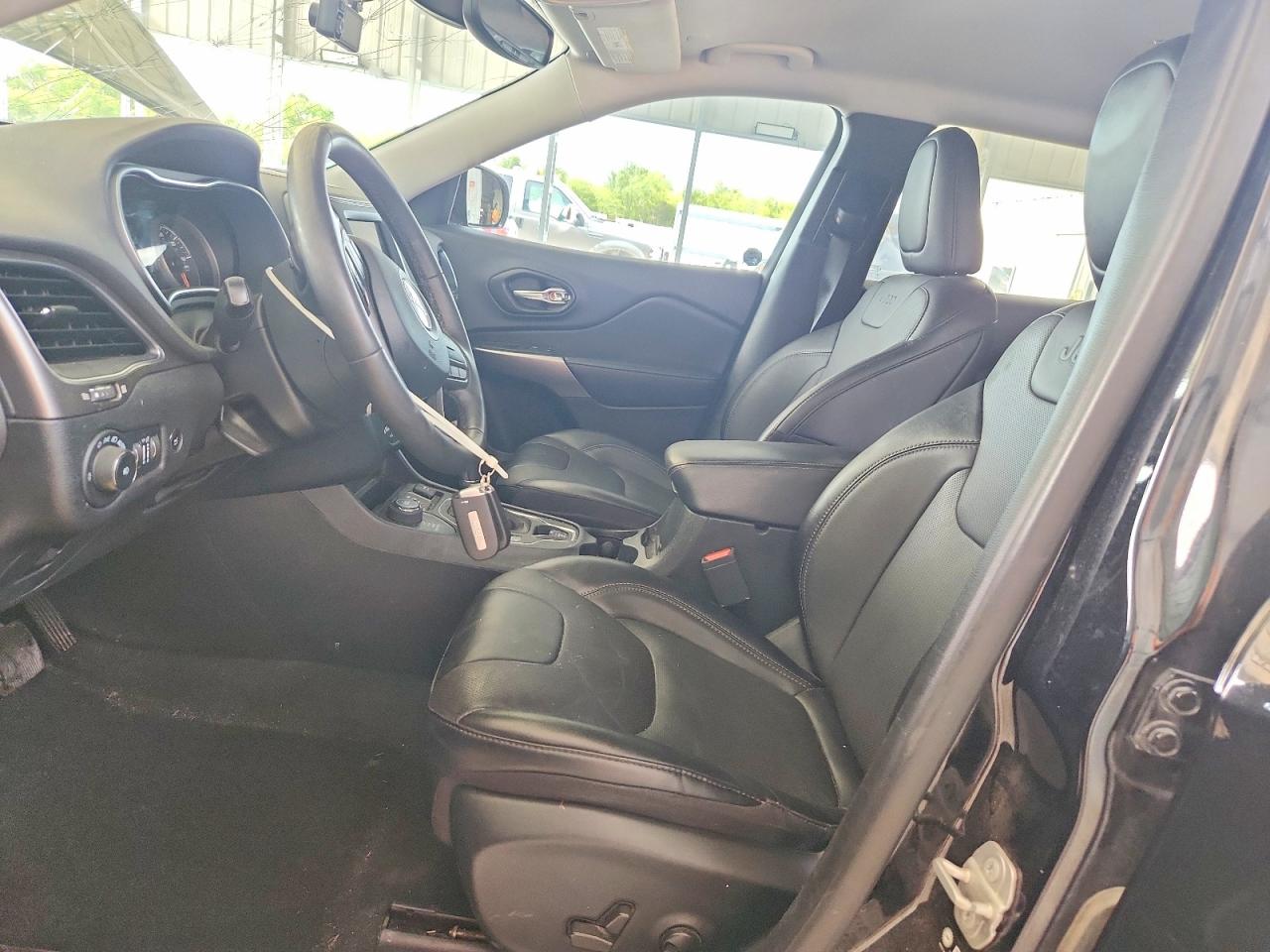 2022 JEEP CHEROKEE LATITUDE LUX 4X4