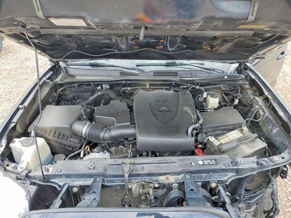 2019 TOYOTA TACOMA