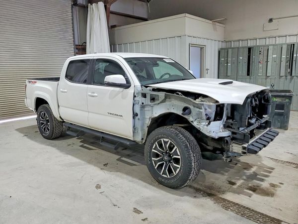 2021 TOYOTA TACOMA SR5