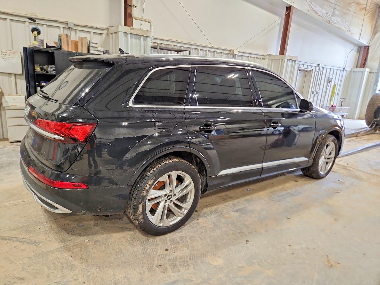 2022 AUDI Q7