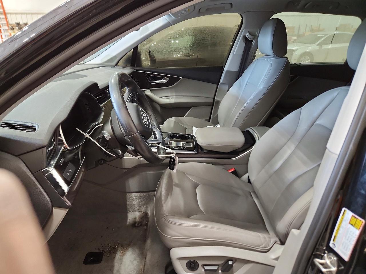 2022 AUDI Q7