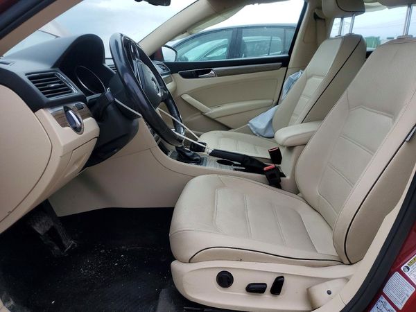 2018 VOLKSWAGEN PASSAT SE, SE w/ Technology