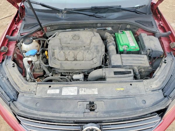 2018 VOLKSWAGEN PASSAT SE, SE w/ Technology
