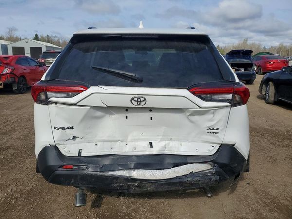 2021 TOYOTA RAV4 XLE HV