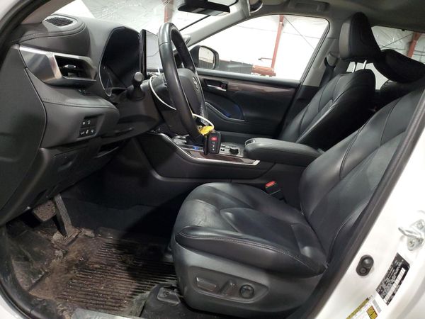 2021 TOYOTA HIGHLANDER