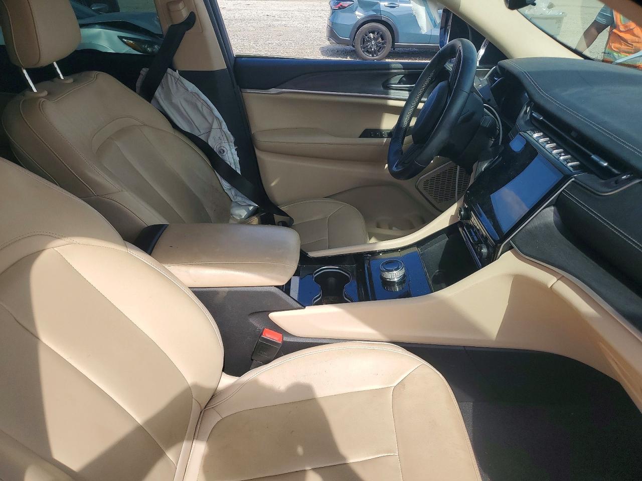 2022 JEEP GRAND CHEROKEE L LIMITED 4X2