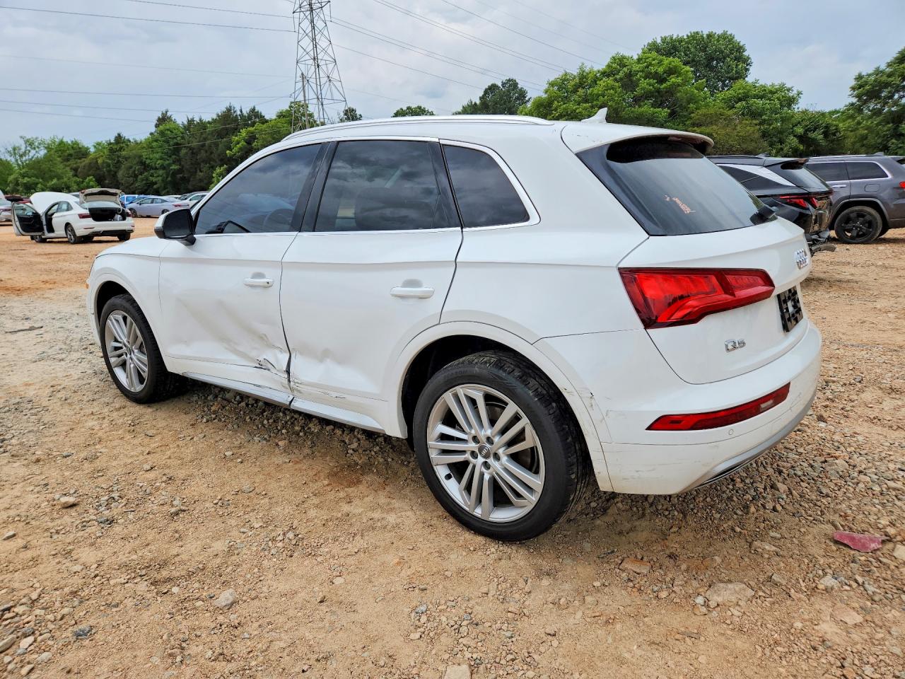 2018 AUDI Q5
