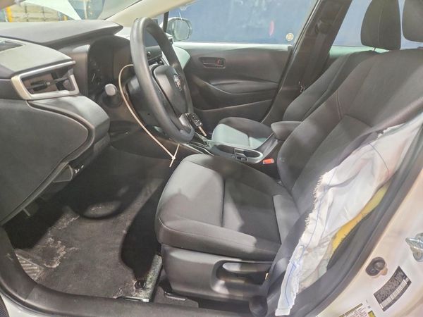 2025 TOYOTA COROLLA LE — DENT