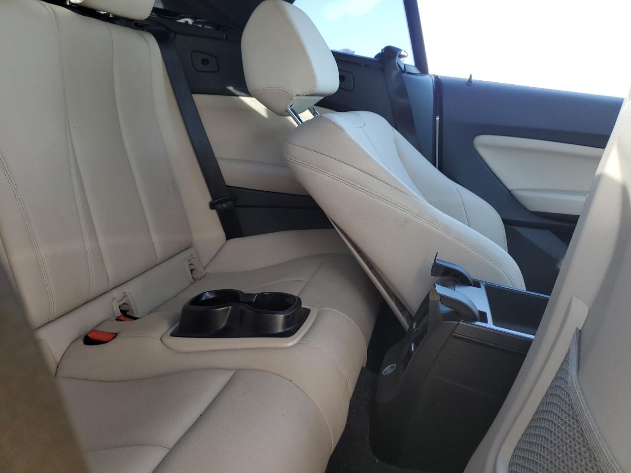 2016 BMW 228