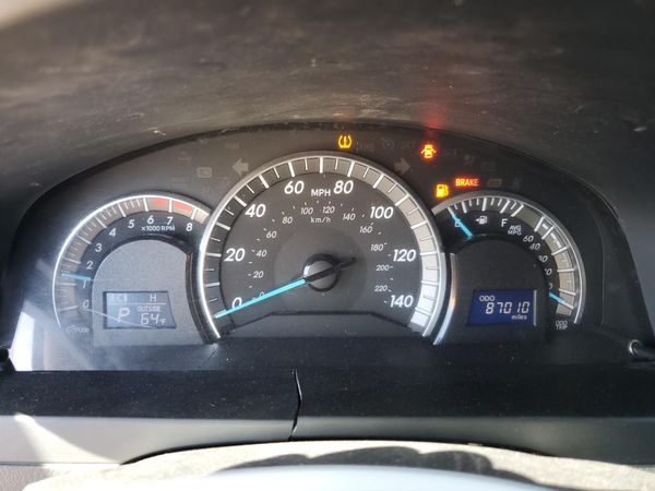 2014 TOYOTA CAMRY