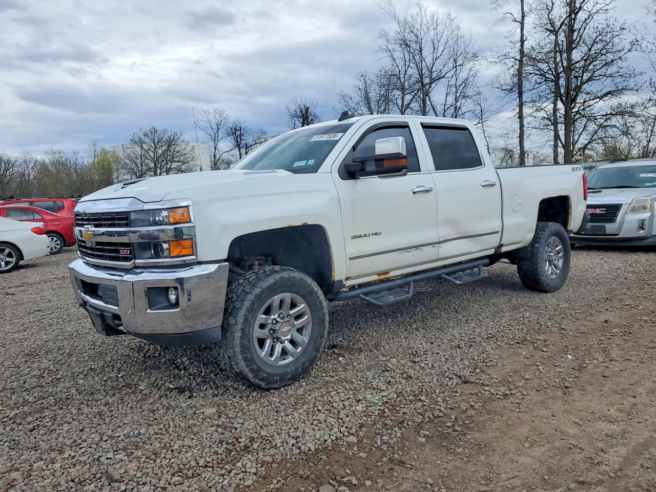 2017 CHEVROLET SILVERADO LTZ