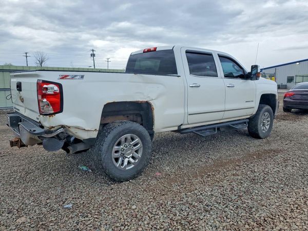 2017 CHEVROLET SILVERADO LTZ