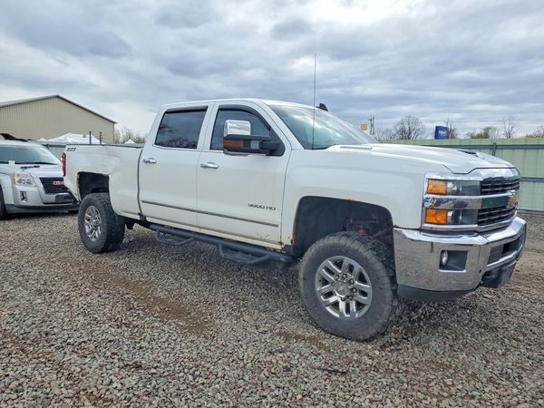 2017 CHEVROLET SILVERADO LTZ