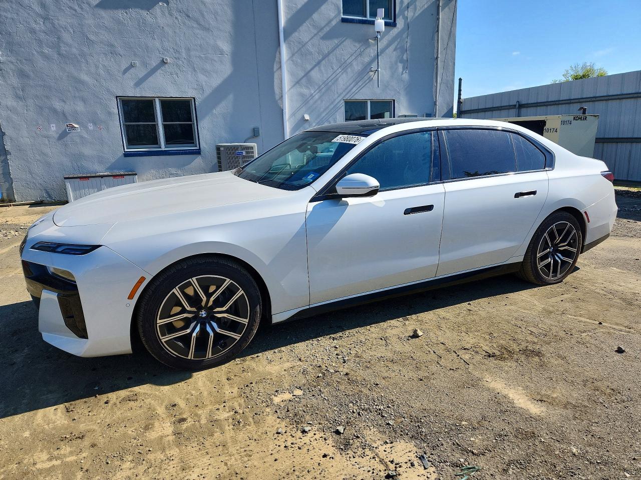 2023 BMW 740