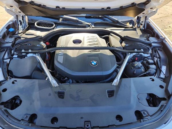2023 BMW 740