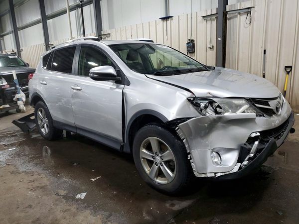2015 TOYOTA RAV4 XLE (M Grade)