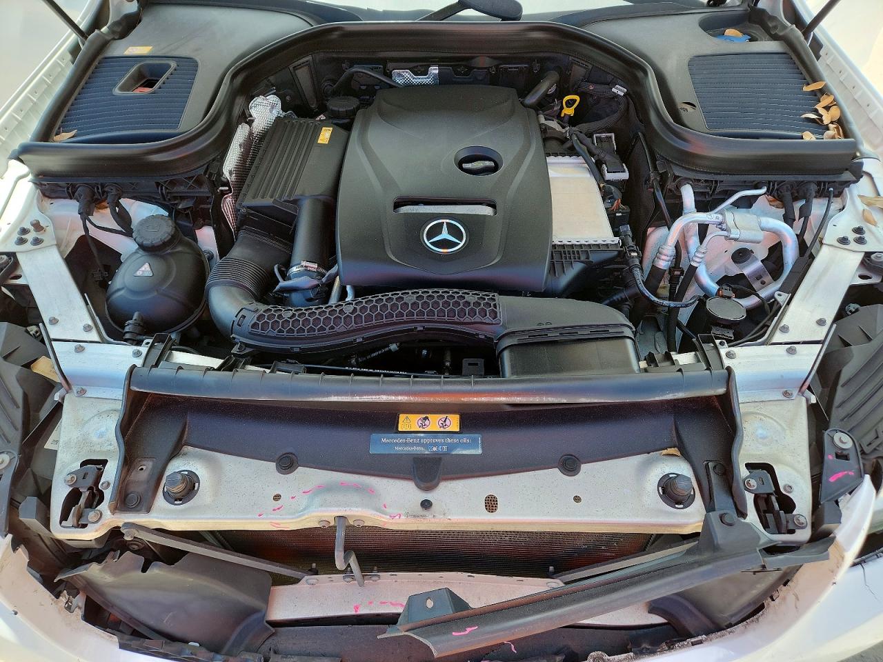 2016 MERCEDES-BENZ GLC