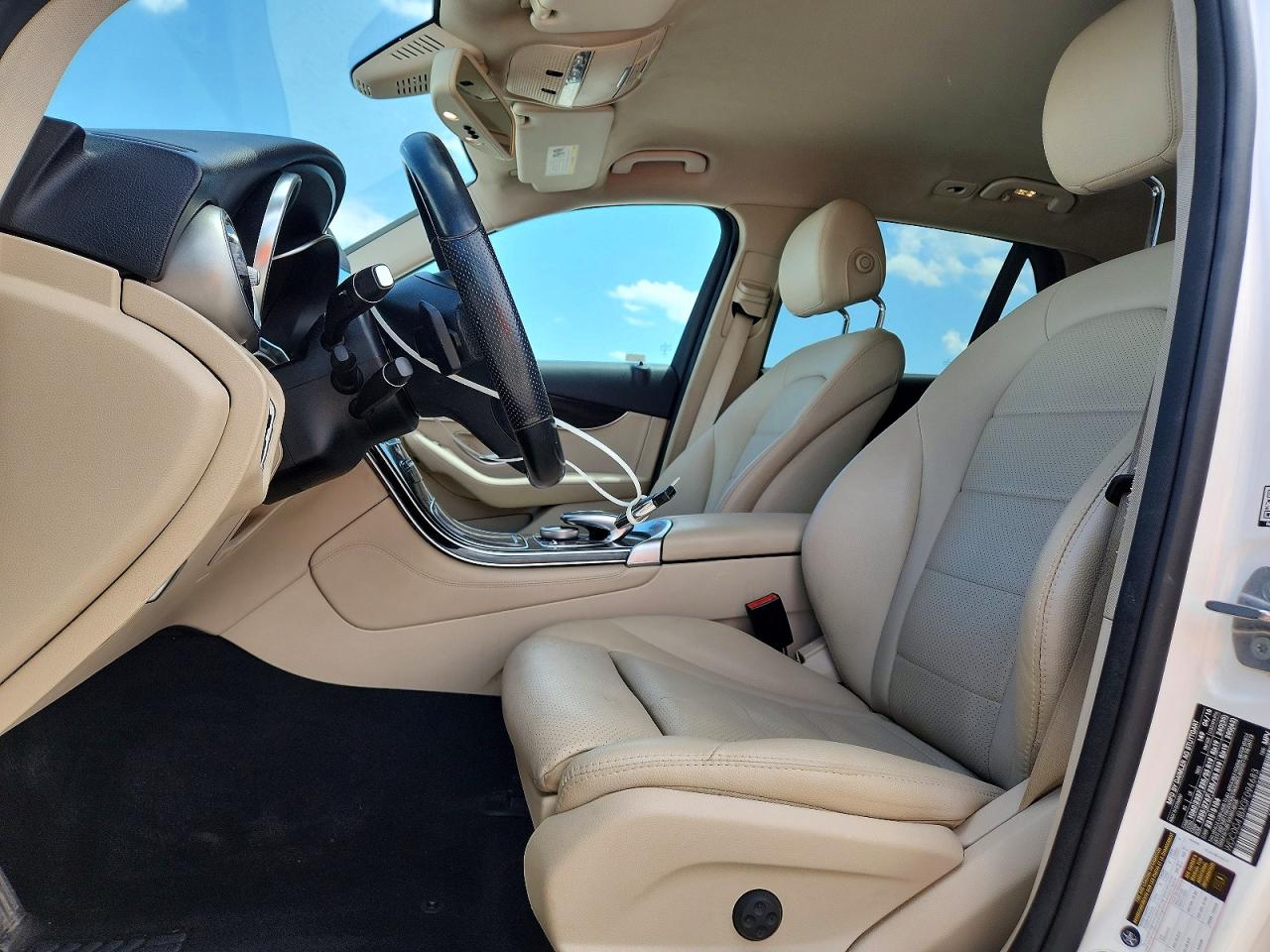 2016 MERCEDES-BENZ GLC