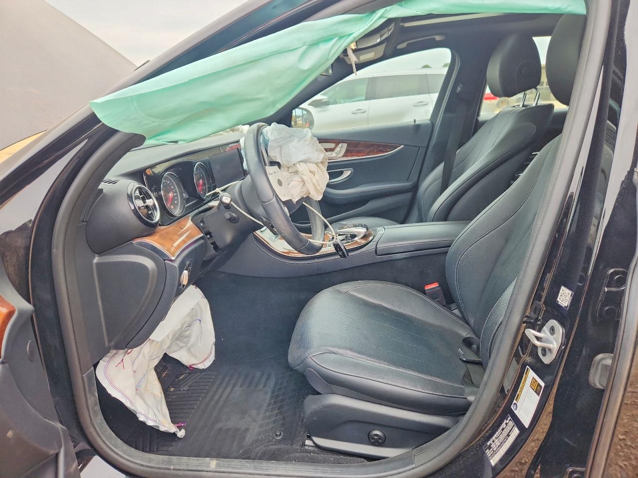 2019 MERCEDES-BENZ E E300-4M