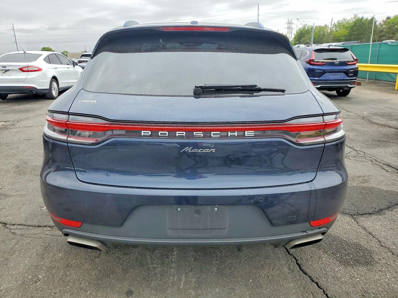 2021 PORSCHE MACAN Base