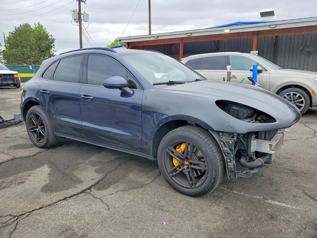 2021 PORSCHE MACAN Base