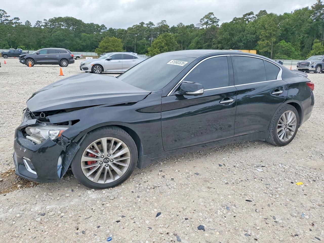 2021 INFINITI Q50 LUXE