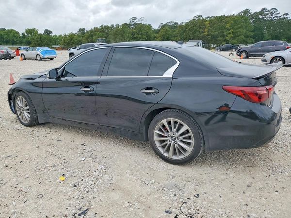 2021 INFINITI Q50 LUXE