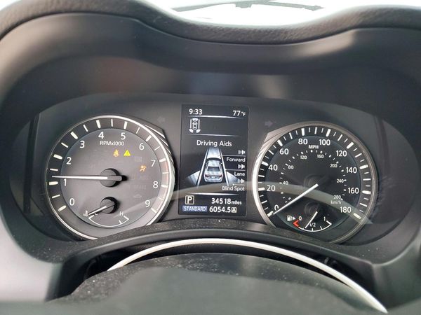 2021 INFINITI Q50 LUXE