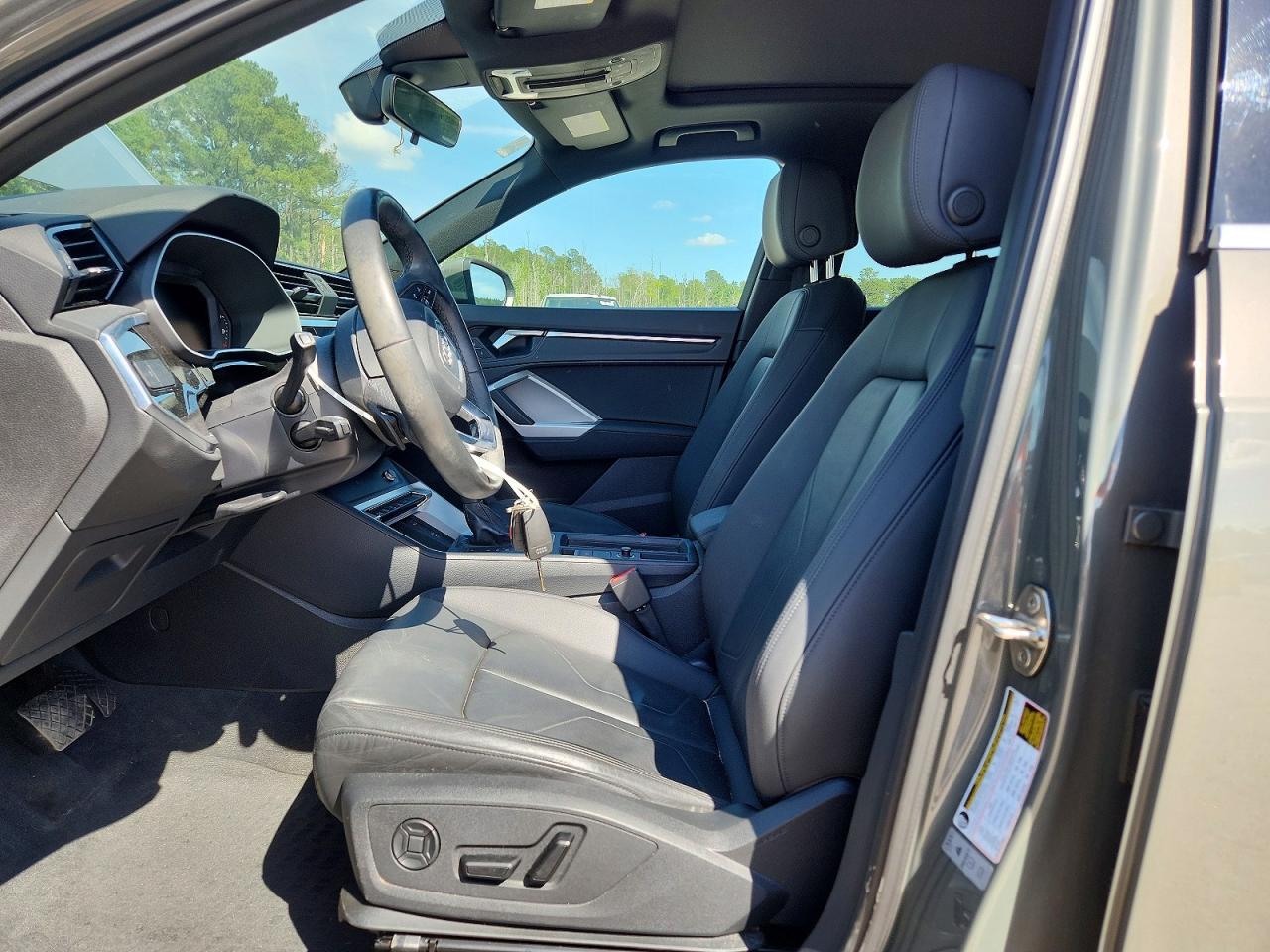 2022 AUDI Q3 S Line quattro Premium