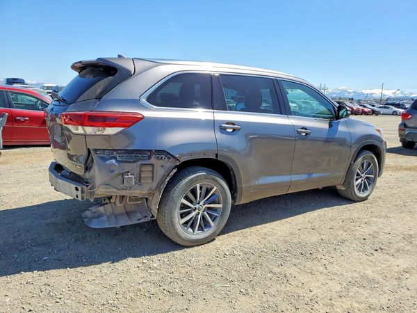 2018 TOYOTA HIGHLANDER SE/XLE