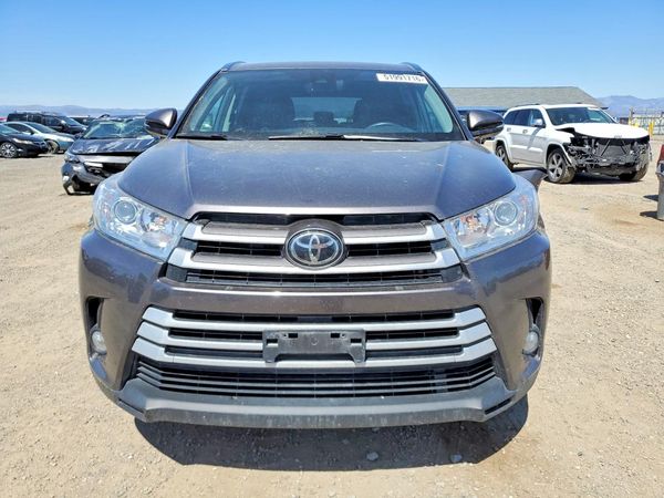 2018 TOYOTA HIGHLANDER SE/XLE