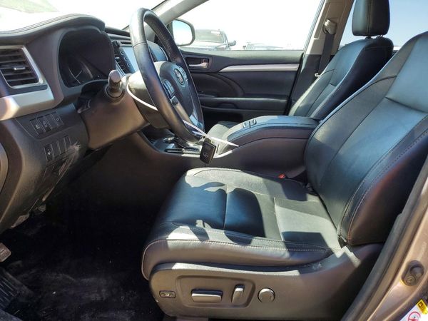 2018 TOYOTA HIGHLANDER SE/XLE