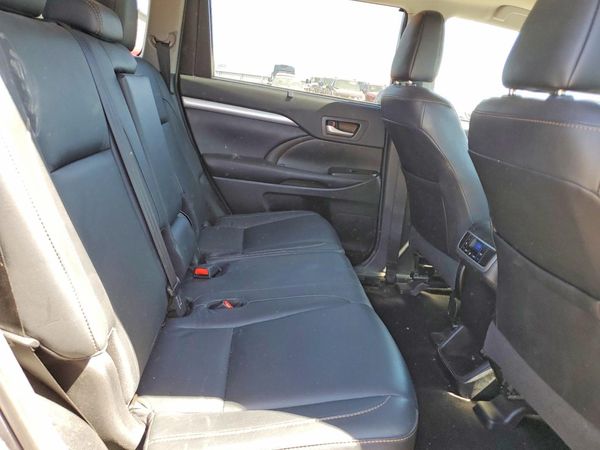 2018 TOYOTA HIGHLANDER SE/XLE