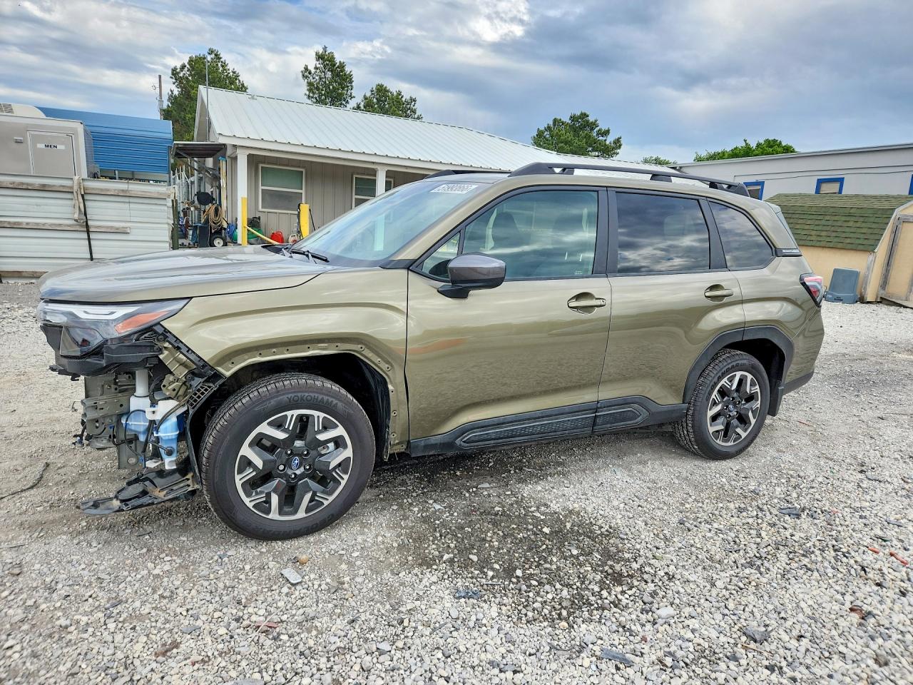 2025 SUBARU FORESTER Premium