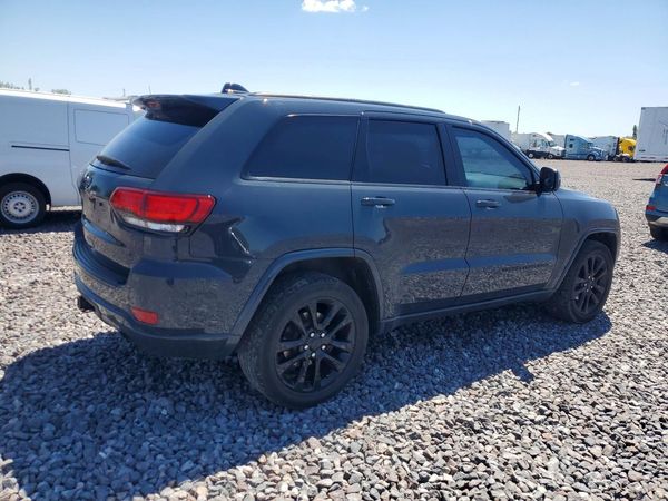 2017 JEEP GRAND CHEROKEE Laredo