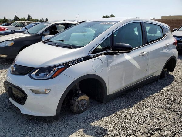 2020 CHEVROLET BOLT LT — Front 3/4