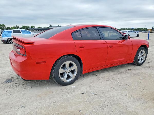 2014 DODGE CHARGER SE