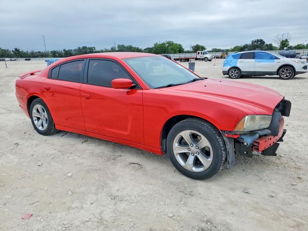 2014 DODGE CHARGER SE