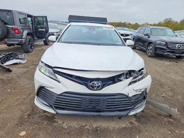2021 TOYOTA CAMRY