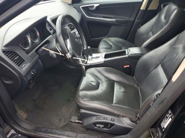 2012 VOLVO XC60